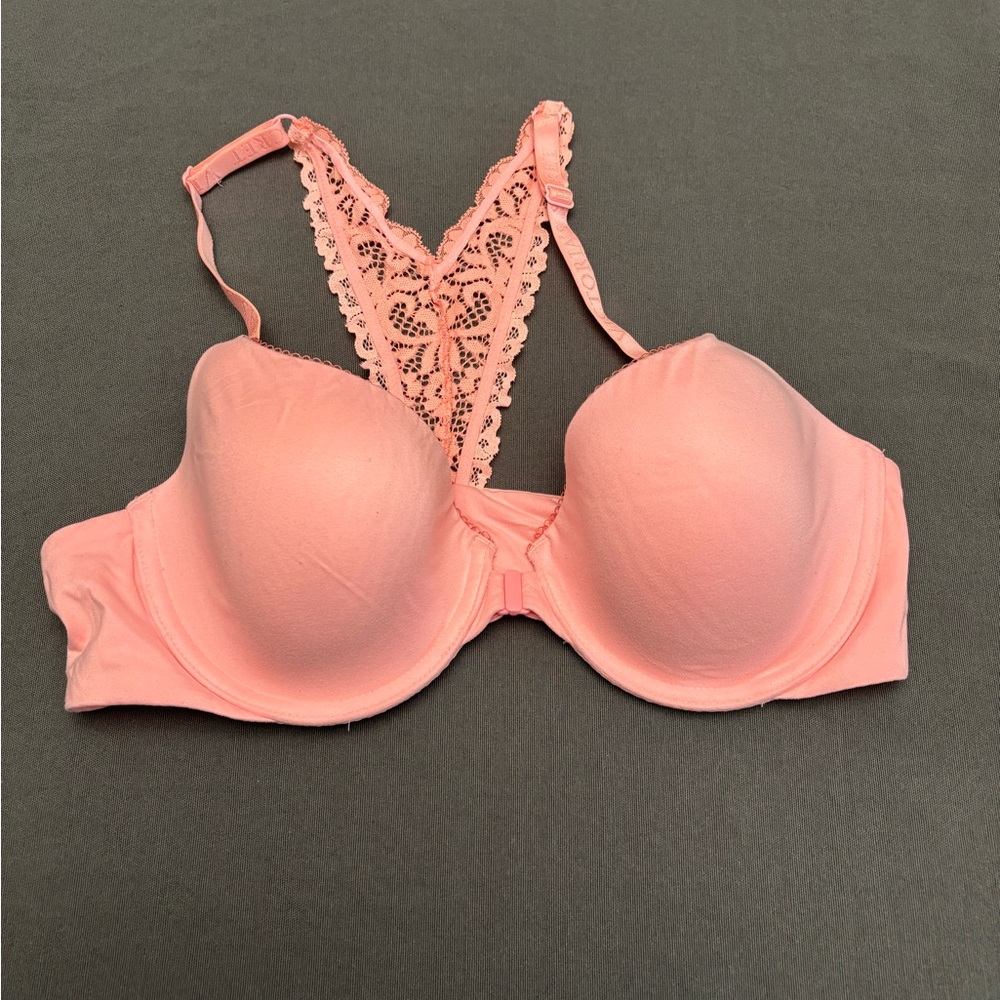 Victoria's Secret Peachy-Pink Lace Bra with Underwire Support
